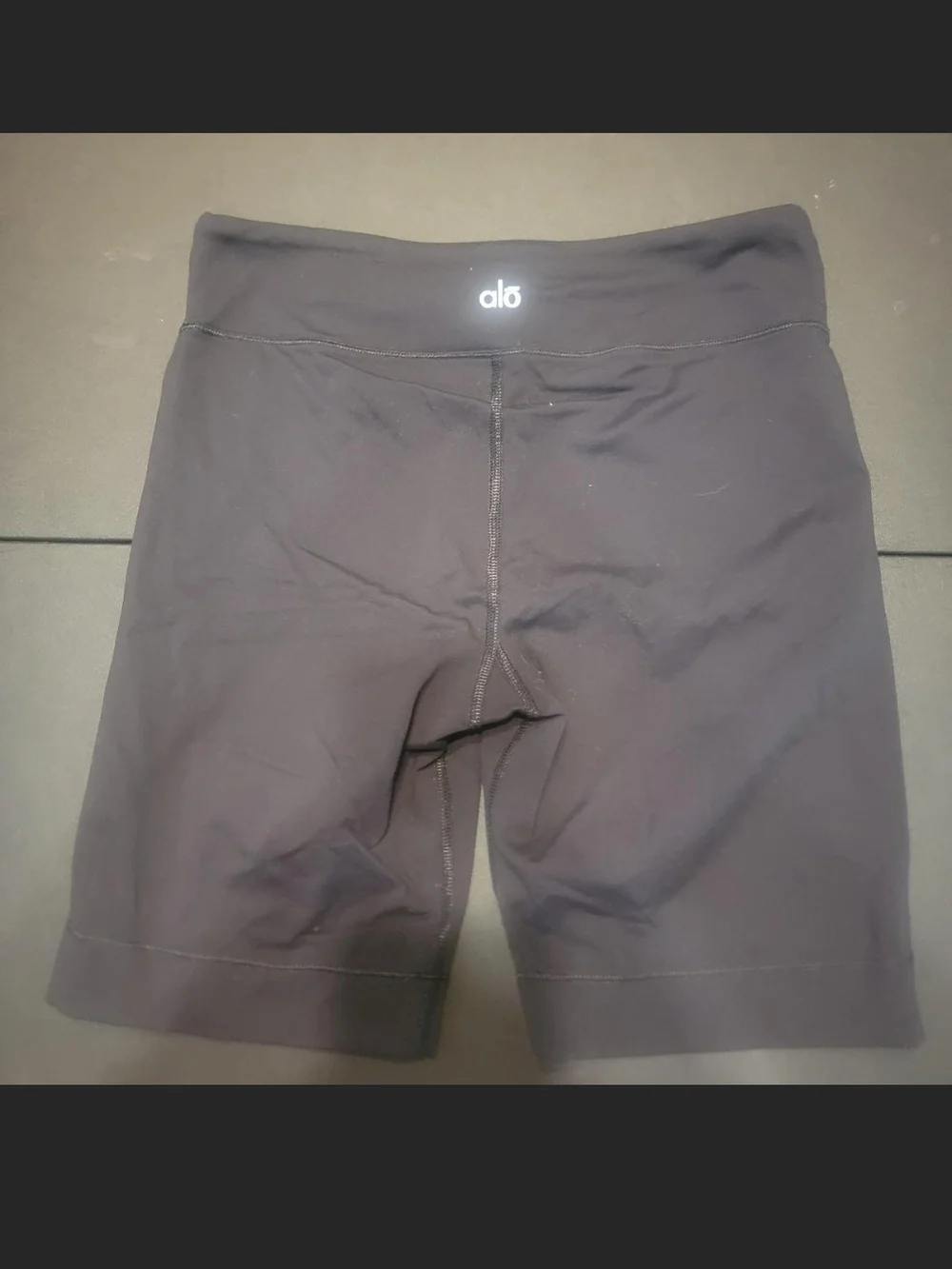 ALO Yoga Black Women's Mid-Rise Bike Shorts